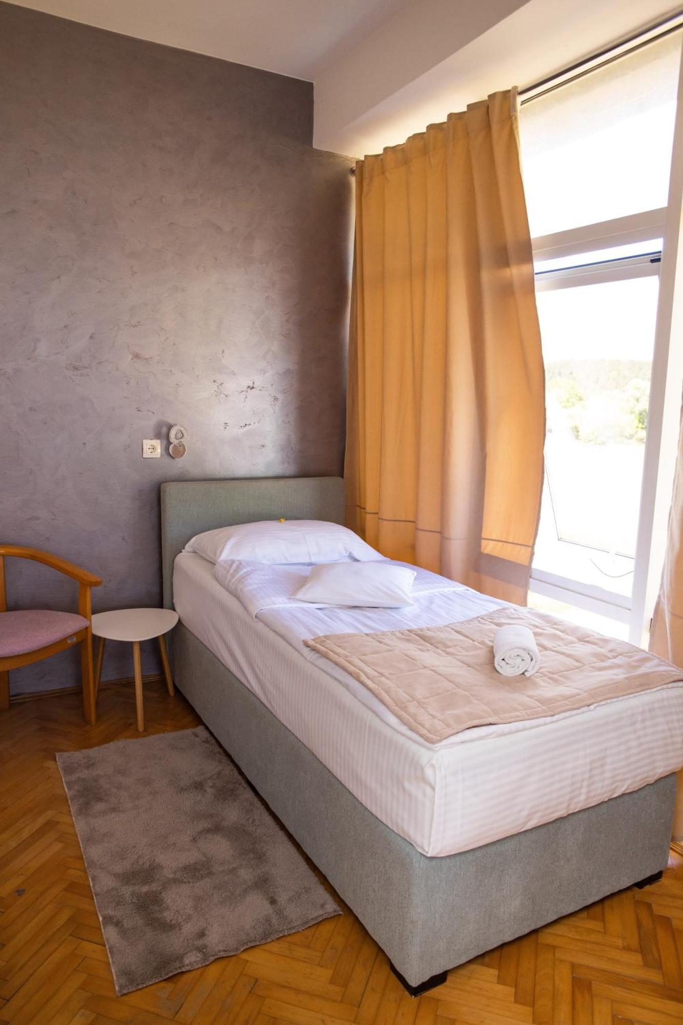 Motel New Sanatron Bosanski Novi Exterior photo